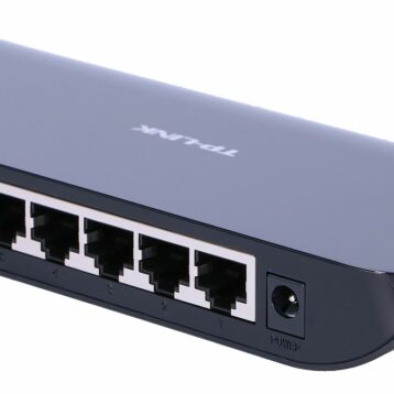 8 port