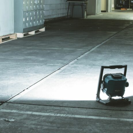 Makita 14-18V/230V vinnuljós - DML805 - Image 4